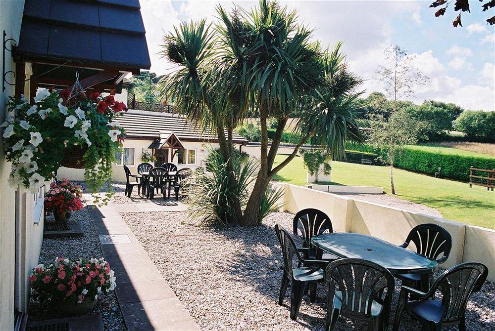 Crossways & Sea View Holiday Apartments Torquay Esterno foto