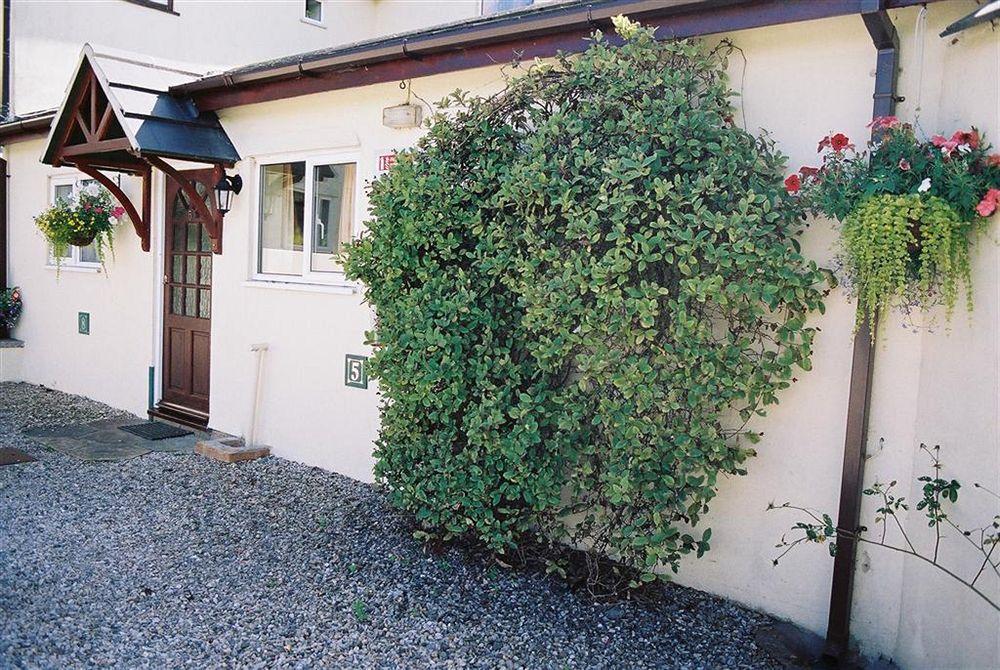 Crossways & Sea View Holiday Apartments Torquay Esterno foto